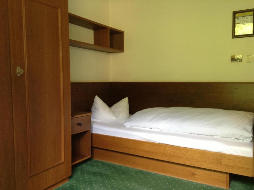 Hotel St. Hubertushof Zell am See Oda fotoğraf